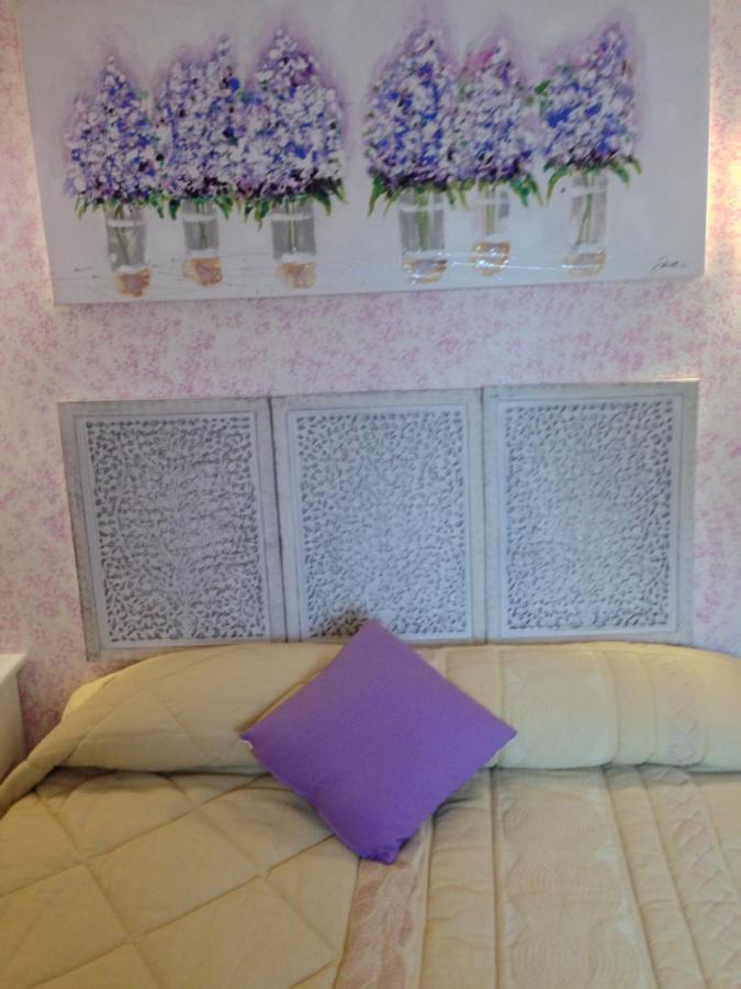 Flores B&B Fiumicino Eksteriør billede