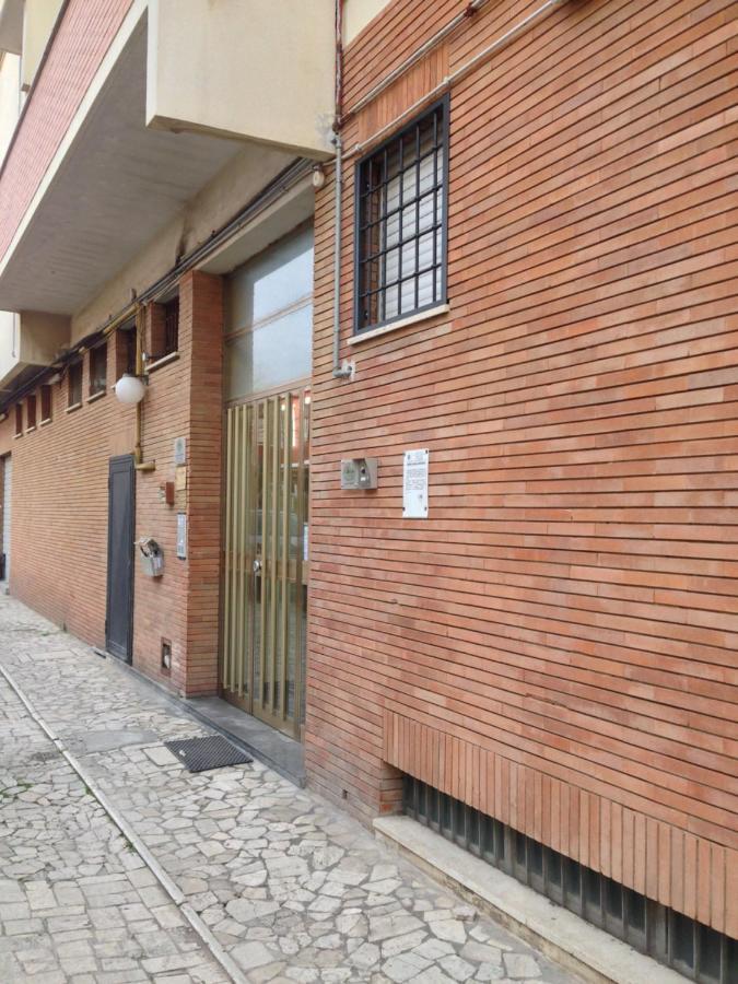 Flores B&B Fiumicino Eksteriør billede